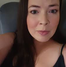 Looking for things to do Friday within an hour of Quad cities that are fun  but not costly. Yard sales, cute shops, things off beaten path, wineries,  junk stores, resale stores.