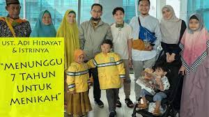 3 kiprahnya dalam dunia dakwah indonesia. Ustadz Adi Hidayat Menunggu 7 Tahun Untuk Menikahi Istrinya Youtube