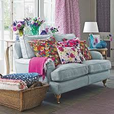 Small Living Room Ideas How To Decorate A Cosy And Compact Sitting Room Snug Or Lounge Feminine Living Room Small Living Room Design Country Living Room