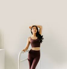 韓国 andar アンダール ヨガソックス 靴下 カラバリ mamamoo着用. Solar Mamamoo Andar 2020 Fw Mamamoo Solar Mamamoo Photoshoot