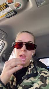 Anna Noel (@annanoelart)’s videos with original sound