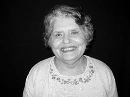 The Descendants of William J. & Cecilia Malcom 1869-2003 Malcom Memories &  Photo Album Genealogical Aids for the Malcom