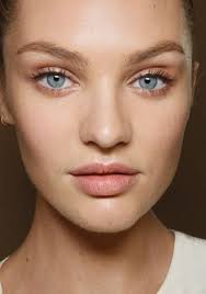 Miser sur un fard à paupières prune. Comment Agrandir Ses Yeux Grace A 6 Astuces Maquillage Bien Habillee