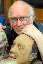 Fanta Elx homenajea al creador de iconos fantásticos, Colin Arthur