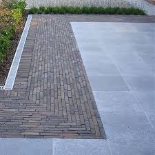 voortuin minimalistische tuin tuin bestrating tuin ideeen