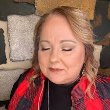 Lacy Macdonald's Instagram, Twitter & Facebook