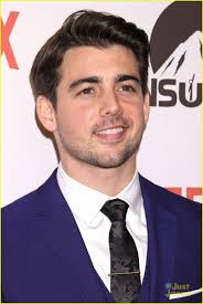 John DeLuca Suits Up For 'Staten Island Summer' Premiere: Photo 841546