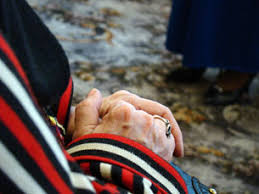 Como todos los fanáticos saben, gokú es un guerrero saiyajin que salvó al mundo en varias oportunidades en la serie dragon ball y en cada una de sus diferentes versiones. Calendario Dias Internacionales Y Mundiales