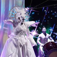 The Masked Singer Reviewed How Did We Get Here The New Yorker