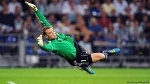 Football news, scores, results, fixtures and videos from the premier league, championship, european and world football from the bbc. Lotul Echipei NaÅ£ionale De Fotbal A Germaniei La Cm2018 Intregul ConÅ£inut Media Dw 13 06 2018