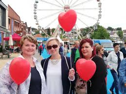 862.000 menschen haben in den vergangenen zehn tagen friedlich in bad hersfeld gefeiert. Hessentag Bad Hersfeld 377 000 Besucher Zur Halbzeit Bad Hersfeld