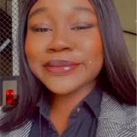 500+ profilů „Leššo“