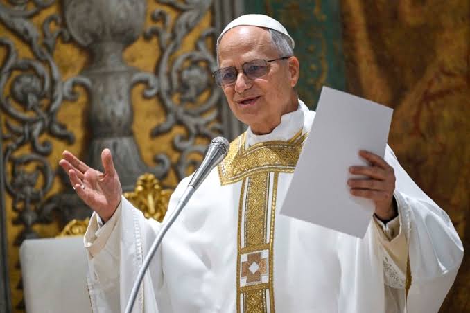 El papa León XIV expone la visión de su papado con una Iglesia católica para “los menos favorecidos”