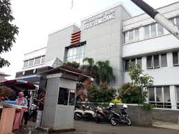 Rsu pakuwon adalah rs di kab sumedang yg memberikan pelayanan. Kabar Baik Rsud Sumedang Kembali Buka Poliklinik Bedah Saraf Dan Igd Non Covid 19 Korsum Id