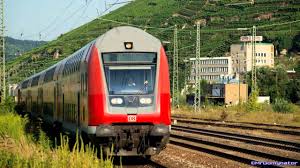 Die opposition übt heftige kritik an den geplanten einheitlichen maßnahmen. Db Deutsche Bahn Reisender Betatigt Die Notbremse Durchsage Youtube