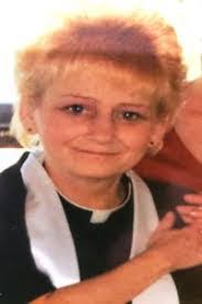 Shelly Lauer's Instagram, Twitter & Facebook