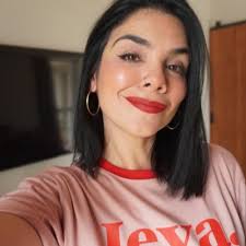 Nataly Vasquez (@Natavasquezz)