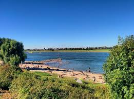 Tropical Day Dusseldorf Beach Duesseldorf Dusseldorf Sea Beach River Rhine Rhein Riverside Sand Sun Tropic Fun Beach Dusseldorf Riverside Beach