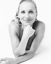 Sara Stender Delaney (@sarastenderdelaney) • Instagram photos and videos