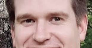 Holder announces for prosecuting attorney