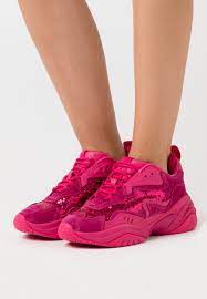 Limited edition hot pink coloured vinyl. Tamaris Fashletics Lace Up Sneaker Low Hot Pink Pink Zalando De