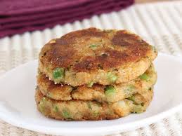 Spicy Aloo Tikki Recipe Crisp Outside Soft Inside Aloo Ki Tikki Recipe Aloo Tikki Recipe Recipes Indian Food Recipes