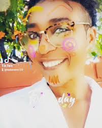 Rania Veiro ,Exquisite Designs.