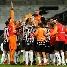O primeiro tempo, foi um jogo muito intenso. Everson Vira Heroi Nos Penaltis E Galo Elimina O Boca Na Libertadores 20 07 2021 Uol Esporte