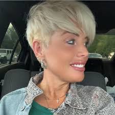 Robin Fontenot's Instagram, Twitter & Facebook