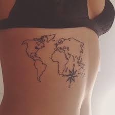 Weltkarte umriss weltkarte schwarz weiß wichtelgeschenke selbstgemacht deckblatt wandmalerei zeichnen karten bilderwand surrealismus. 16 Tattoo Idee 1 Weltkarte Ideen Tattoo Ideen Weltkarte Karten Tattoos