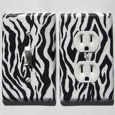 Susiyo 3 piece bath towel set, soft highly absorbent bathroom towels animal print giraffe towels fashion print quality towels (set of 3, 1 bath towel, 1 hand towel & 1 washcloth). 50 Best Animal Print Bathroom Ideas Animal Print Bathroom Animal Print Animal Print Decor