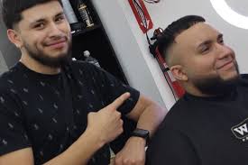 Barbershops near me in Paxton