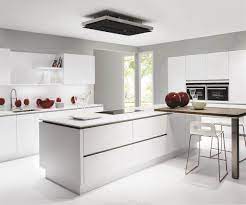 line n the new line n handle less kitchens by nobilia not only look good but are also reinforc cuisine moderne cuisine contemporaine modele de cuisine moderne