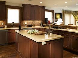 Majestic Kitchen Cabinet Maple With Dark Brown Color Wood Flooring Kitchen Come With Island Kitchen Shaker Kitchen Cabinets Kitchen Design New Kitchen Cabinets