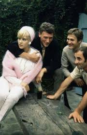 Johnny Hallyday Sylvie Vartan Jean Jacques Debout Et Charles Aznavour Johnny Hallyday Charles Aznavour Photo Johnny Hallyday