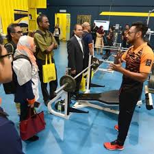 Maybe you would like to learn more about one of these? Unikl Page On Twitter Unikl Diketuai Oleh Prof Dr Shahrulniza Musa Timbalan Presiden Akademik Teknologi Manakala Isn Diketuai Oleh En Ahmad Faedzal Md Ramli Ketua Pegawai Eksekutif Isn Kunjungi Https T Co Atebo7ixqw Dan