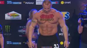 During his career as a strongman, pudzianowski won five world's strongest man titles. Ksw 51 Mariusz Pudzianowski Ciezszy Od Erko Juna Ile Wazy Pudzianowski Wyniki Wazenia Ksw 51 Sport