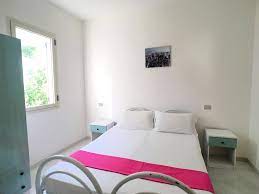 Appartamento romi' con veranda in baia verde. Appartamenti E Case Vacanze A Baia Verde Da 19 Hundredrooms