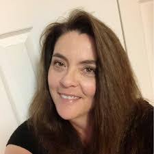 Gretchen Darr's Instagram, Twitter & Facebook