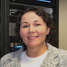 Laura Pickle's Instagram, Twitter & Facebook