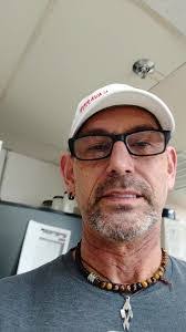 Ryan Ethridge's Instagram, Twitter & Facebook