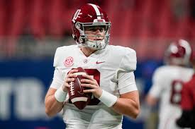 The heisman finalists will be revealed this thurs 12/24 at 7:30pm est on espn 2020 winner announcement during 86th heisman ceremony tues 1/5 at 7pm est on @espn. Dk7yp9cuphu7km