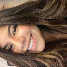 Alejandra Higareda's Instagram, Twitter & Facebook