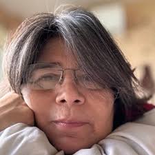 🄸🅅🄾🄽🄽🄴 🄻🄰🄶🄾🦉