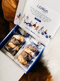 Levain Bakery Try Them All Biscuits Packaging Bakery Packaging Baking Packaging