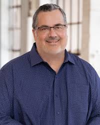 Appliance Village or Warners Stellian? About same price, which one has  better customer service?