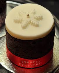 The Baked Bean Tin Christmas Cake Project Pt 3 Butcher Baker Baby Xmas Cake Christmas Cake Christmas Baking