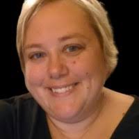 9 "Dana Bello" profiles