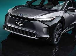 Changes to the engine internals, fuel system, and exhaust have allowed toyota to add performance without sacrificing fuel economy, with figures claimed at an average of 7.9 litres per 100 kilometres, while emissions are also lower at 209 grams per kilometre. Toyota Debuts All Electric Suv Concept And New Sub Brand Autobala