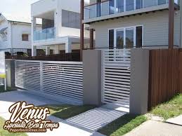 Jika anda ingin membuat pagar rumah tidak ada salahnya jika anda menonton video berikut sebagai referensi anda dalam menentukan bentuk pagar rumah anda. Gambar Desain Pagar Rumah Minimalis Modern 2015